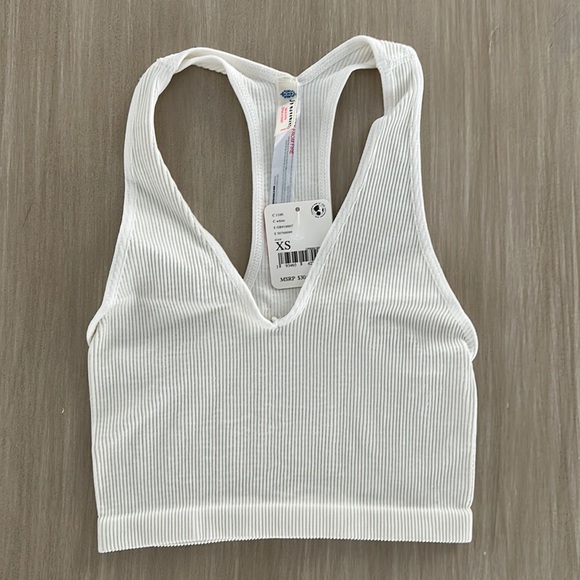 NWT FP Movement Free Throw Crop - Picture 4 of 5